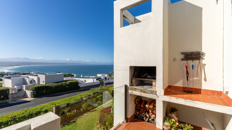2 Bedroom Property for Sale in Plettenberg Bay Central Western Cape